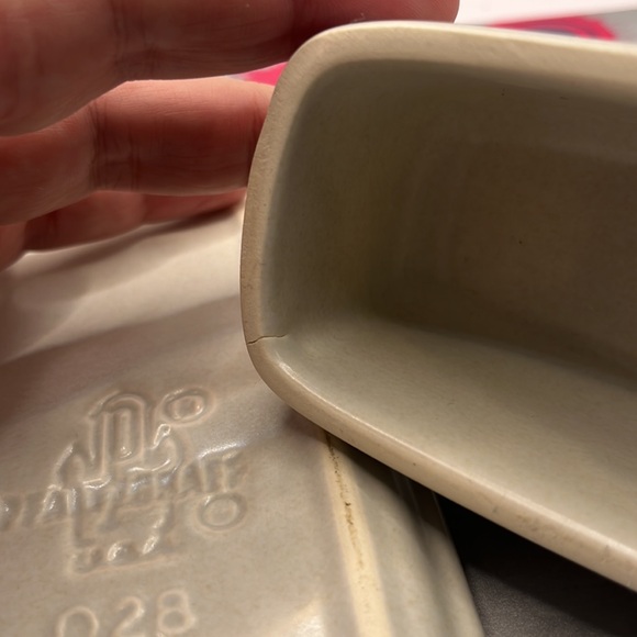 Pfaltzgraff Discontinued Yorktowne Pattern Butter Dish GUC - Picture 6 of 6